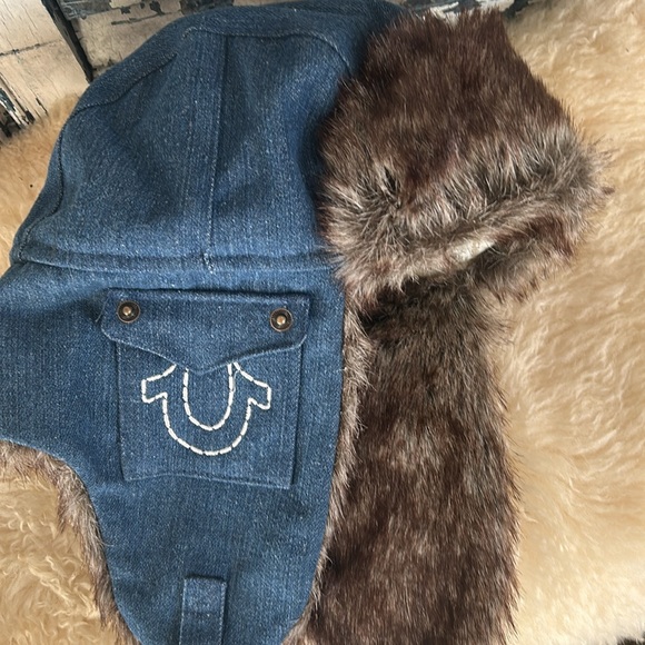 True Religion Trapper Hat Dark Blue Denim Faux Fur Horseshoe Pockets NWT - Picture 5 of 8